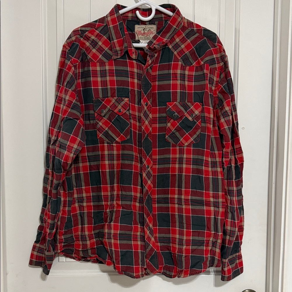 Wrangler Red and Black Plaid Button-Down Shirt